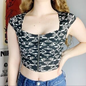 Charlotte Russe Black & White Aztec Crop Top